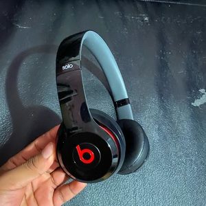 Beats solo 2 wired headphones